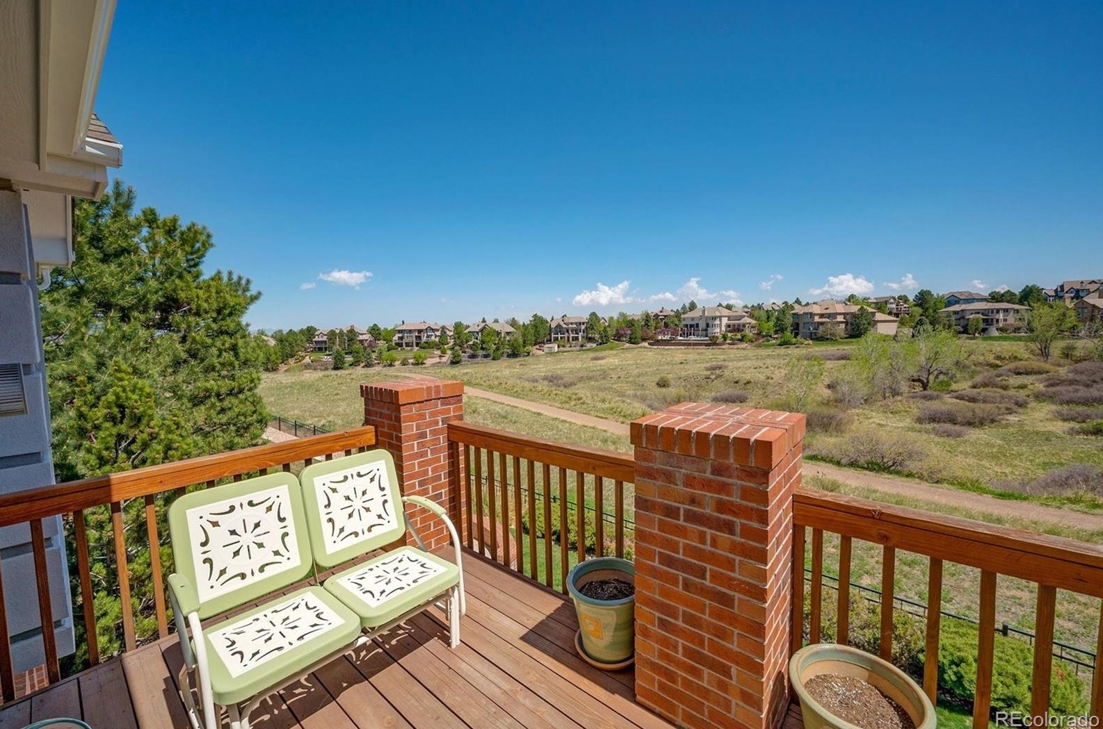 10257 Pennington Ln, Littleton CO exterior