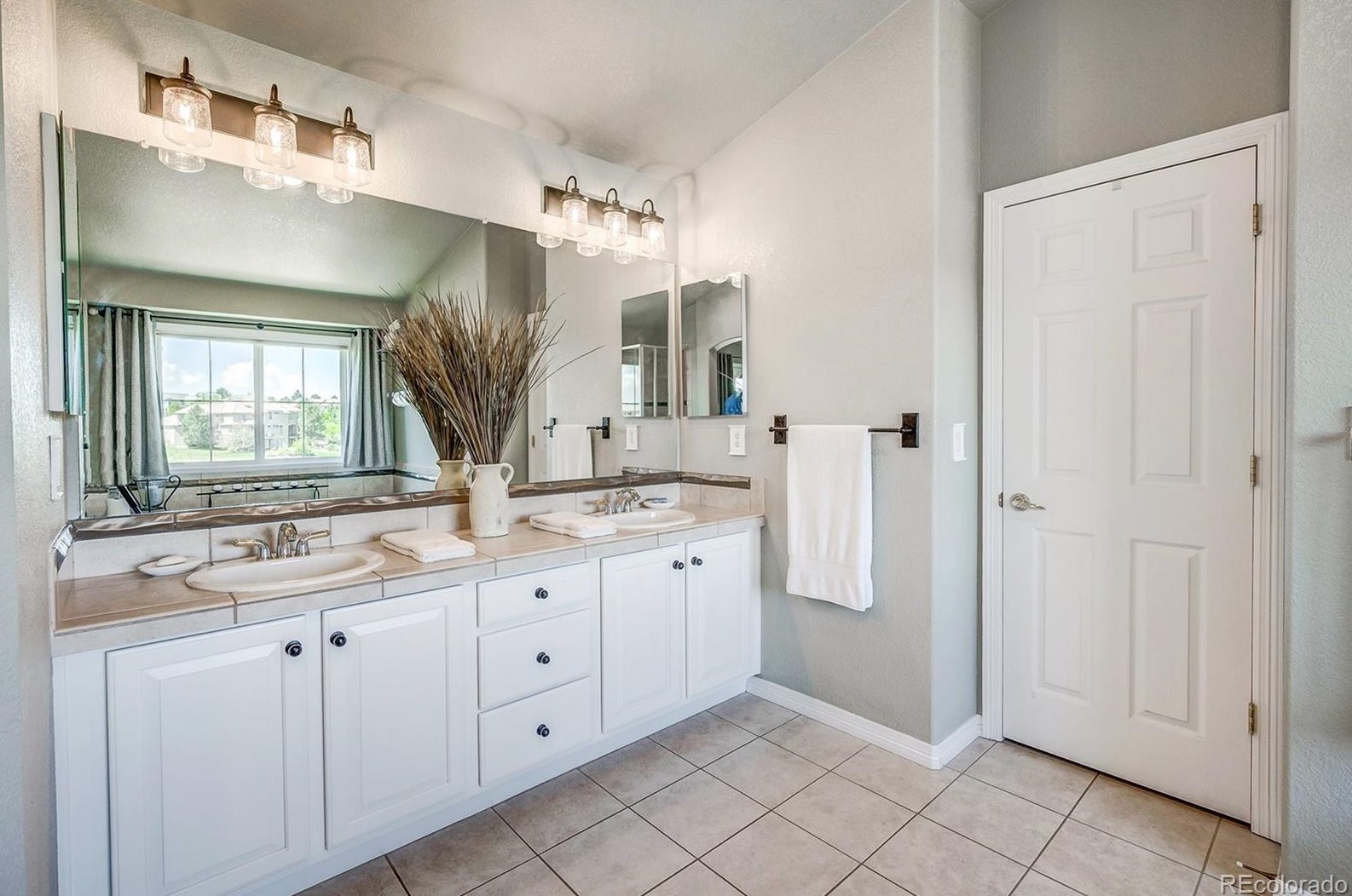 10257 Pennington Ln, Littleton CO exterior