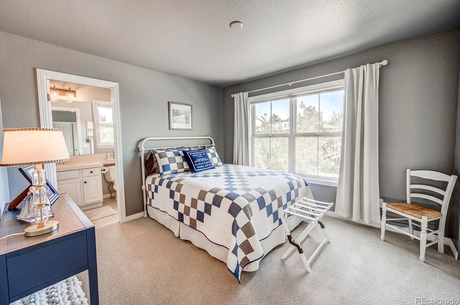 10257 Pennington Ln, Littleton CO exterior