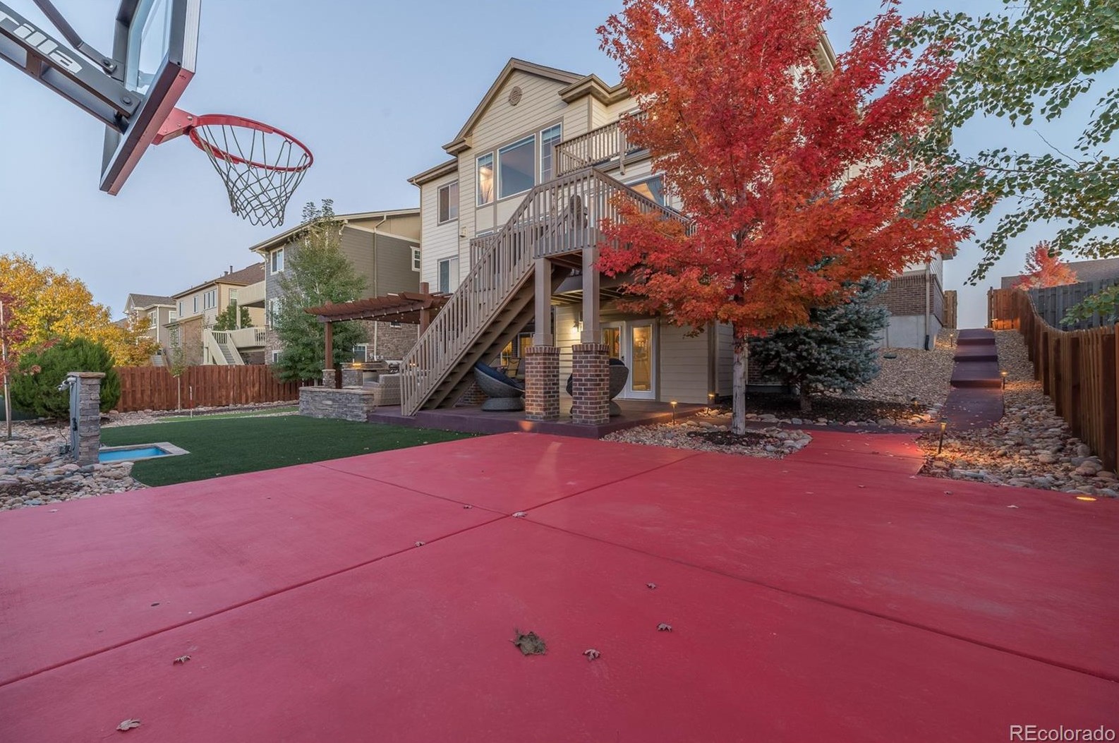 26585 Peakview Dr, Aurora CO 80016-6110 exterior