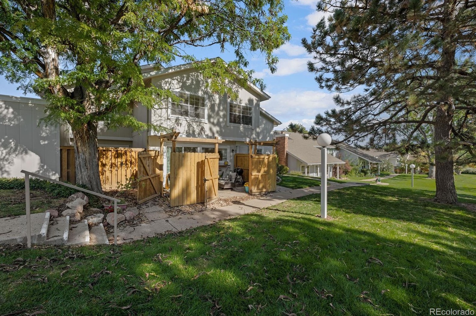 7079 Knolls Way, Littleton CO 80122-1750 exterior