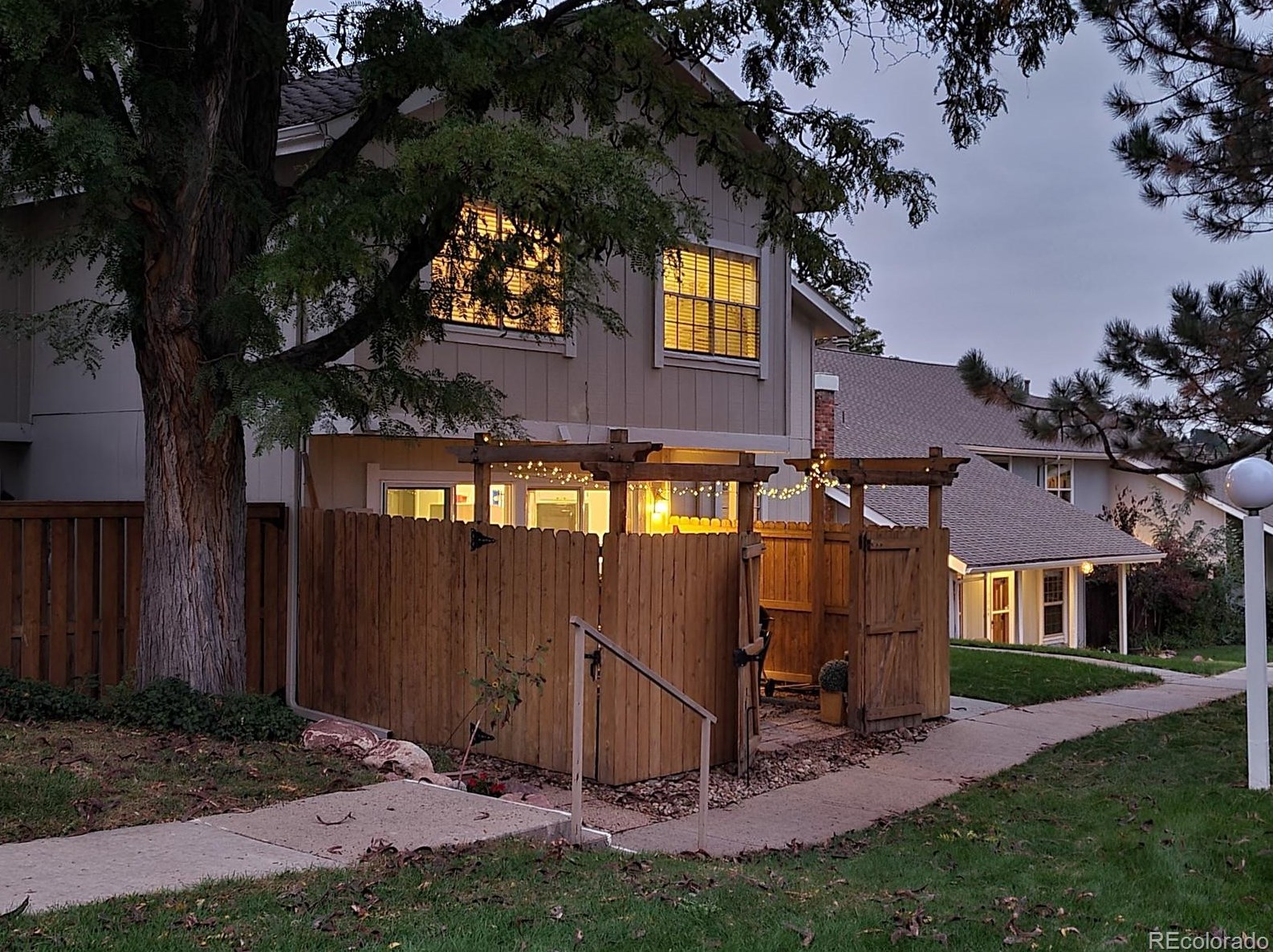 7079 Knolls Way, Littleton CO 80122-1750 exterior