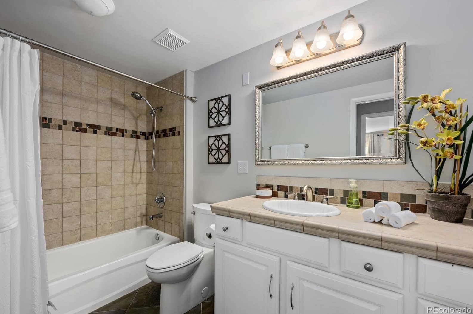 7079 Knolls Way, Littleton CO 80122-1750 exterior