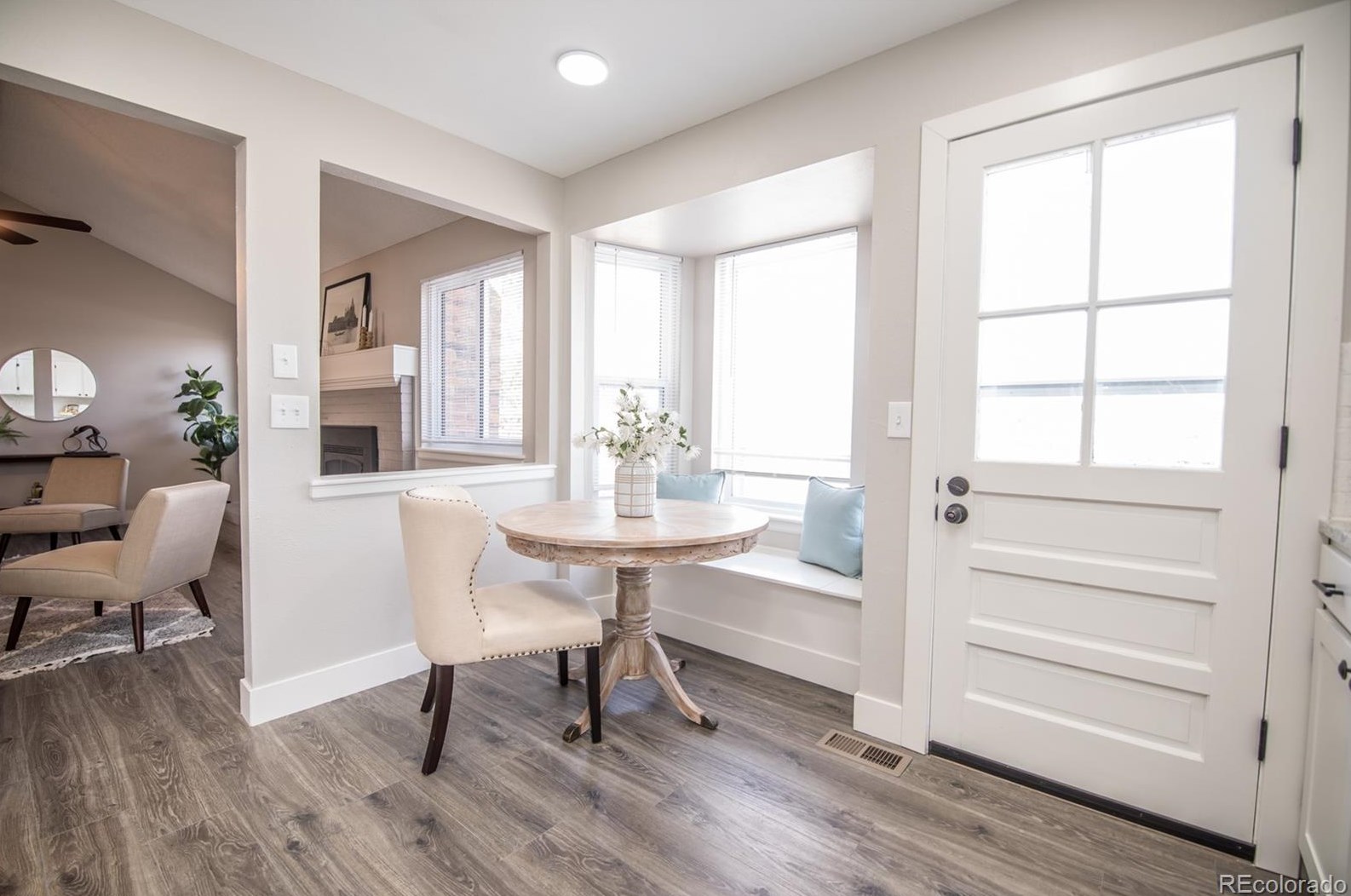 10233 Powers Ave, Littleton CO 80127-1814 exterior