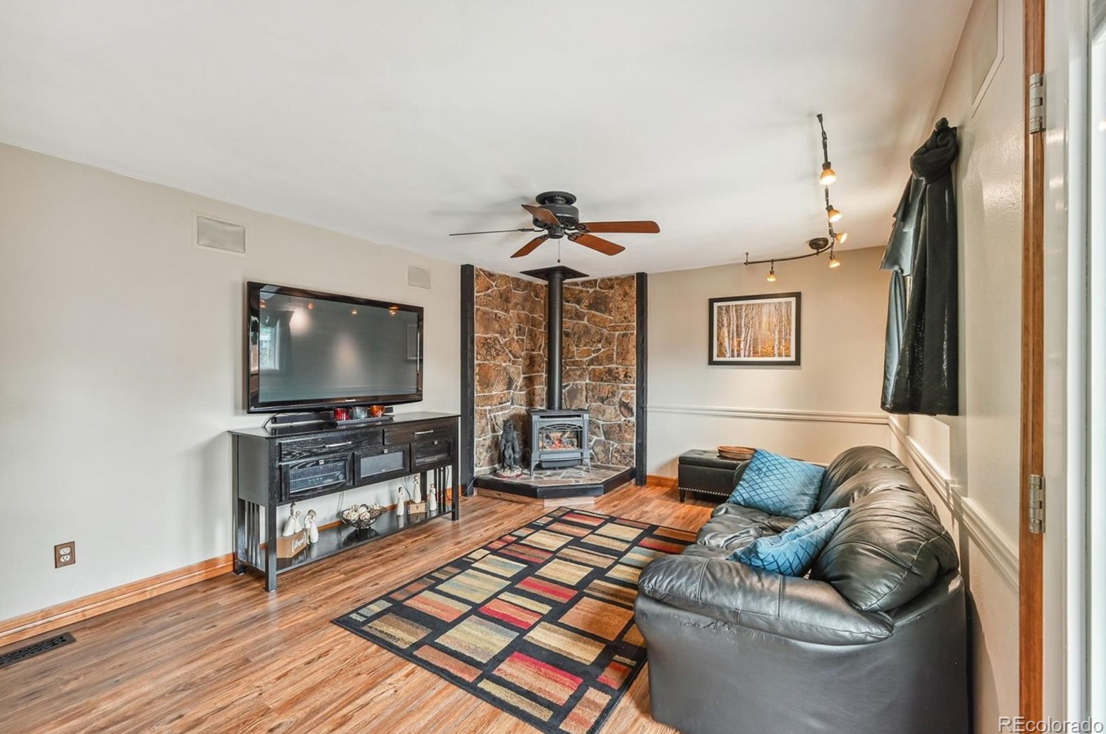 200 Johnson Dr, Castle Rock CO 80104-2123 exterior