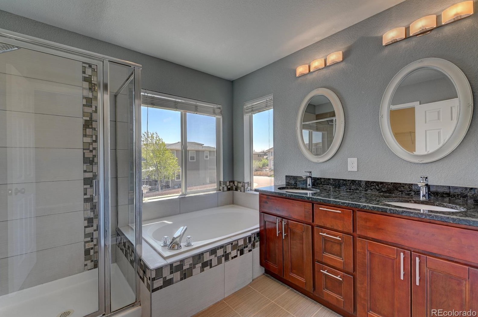 3157 Grn Hvn Cir, Littleton CO 80126-7540 exterior