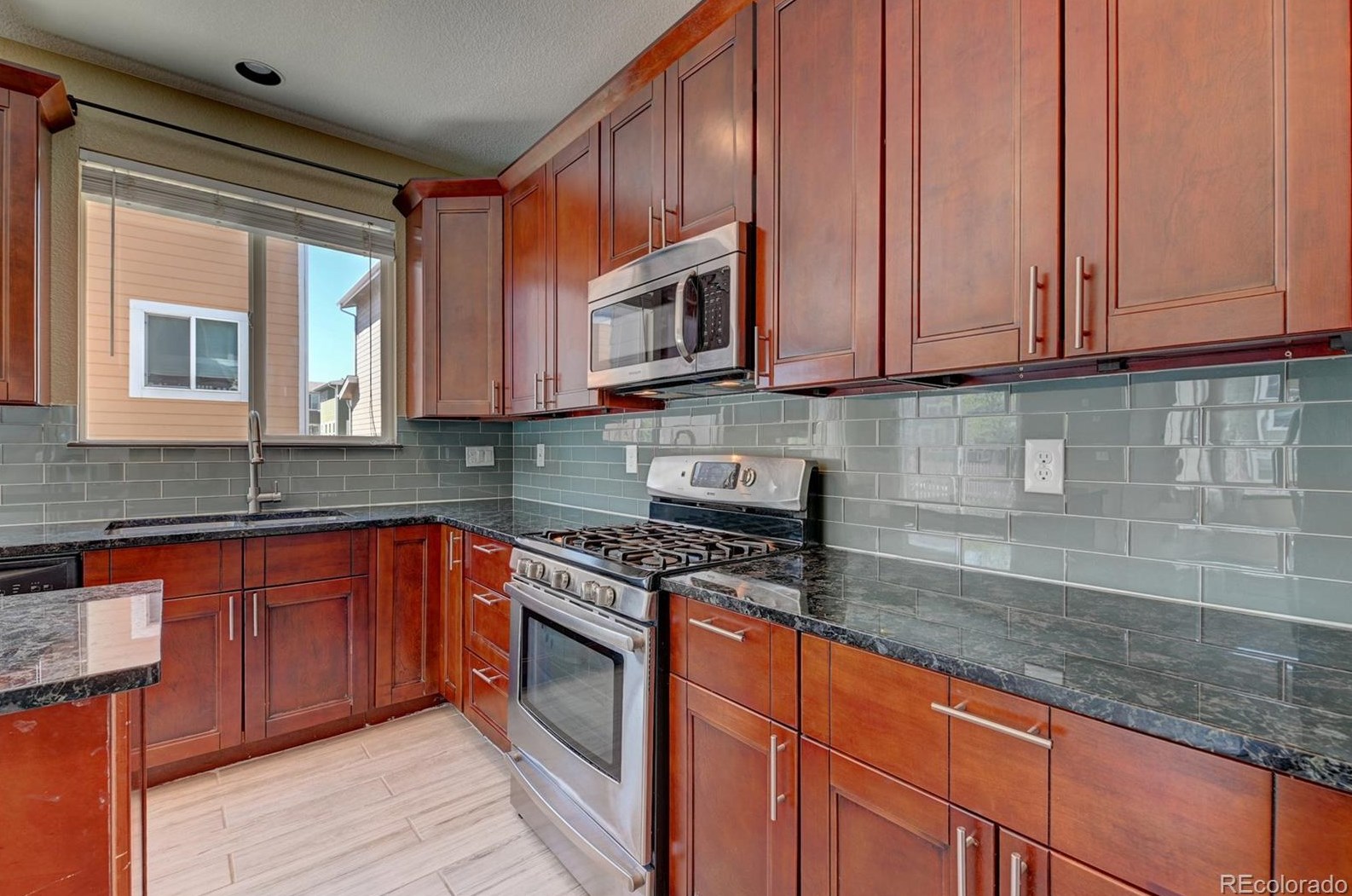 3157 Grn Hvn Cir, Littleton CO 80126-7540 exterior