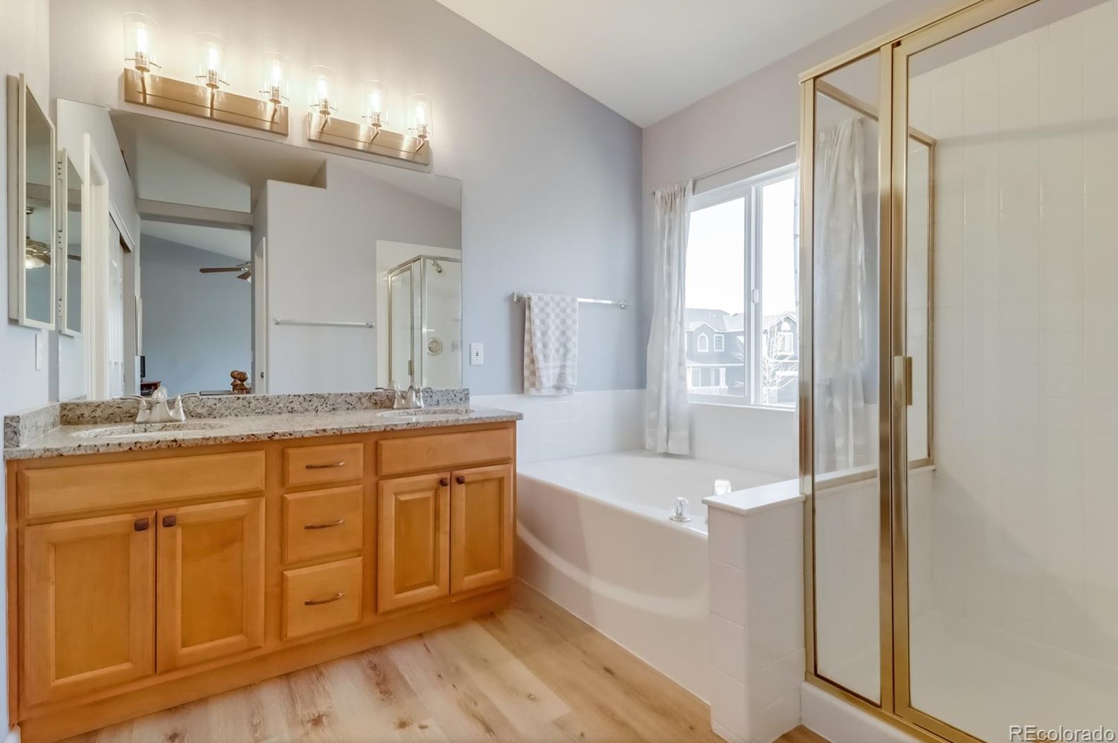 9467 Wolfe Dr, Littleton CO 80129-5764 exterior