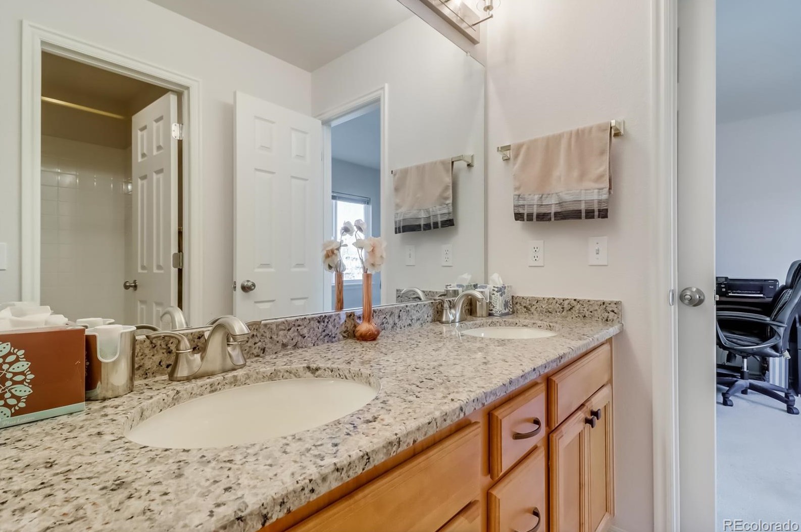 9467 Wolfe Dr, Littleton CO 80129-5764 exterior