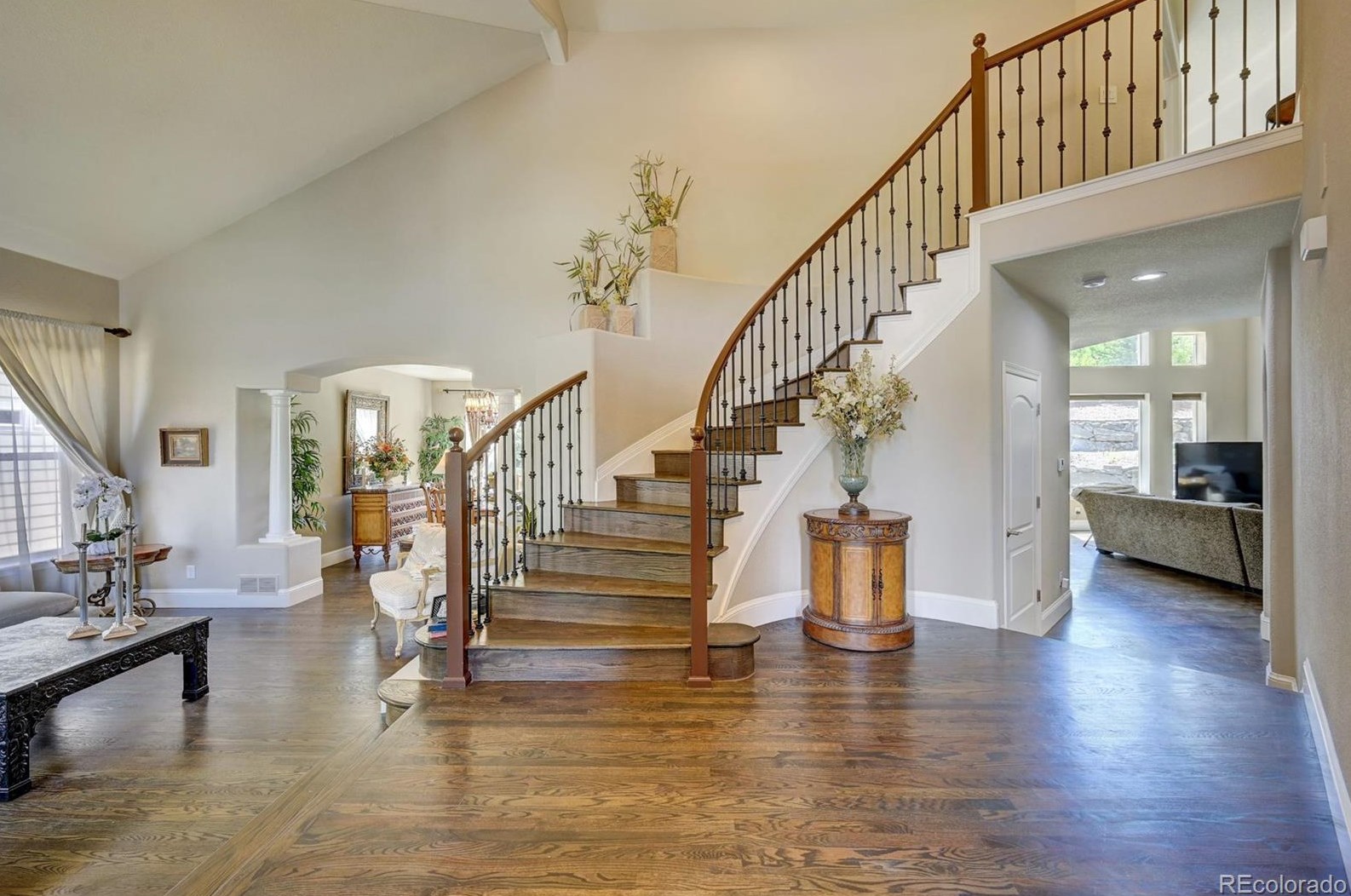 6054 Vacquero Dr, Castle Rock, CO 80108-9139