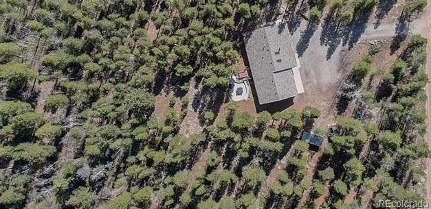 961 Lodge Pole Dr, Arvada CO  80422-8969 exterior