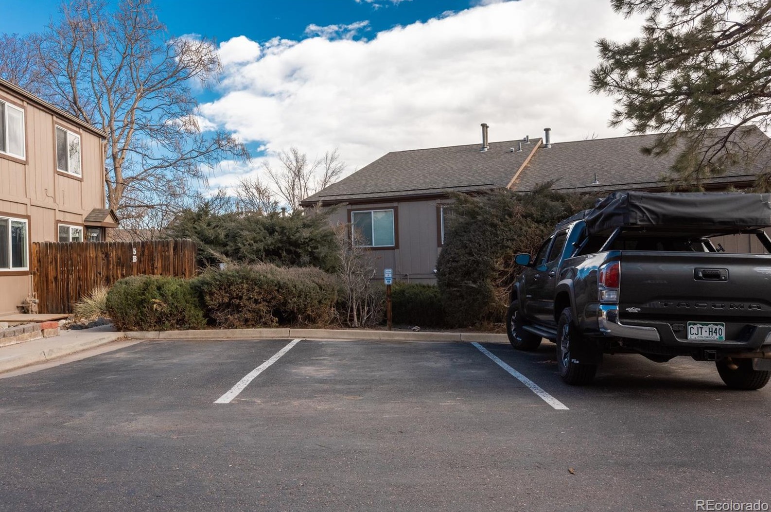 7700 Glasgow Pl, Littleton CO  80128-4836 exterior