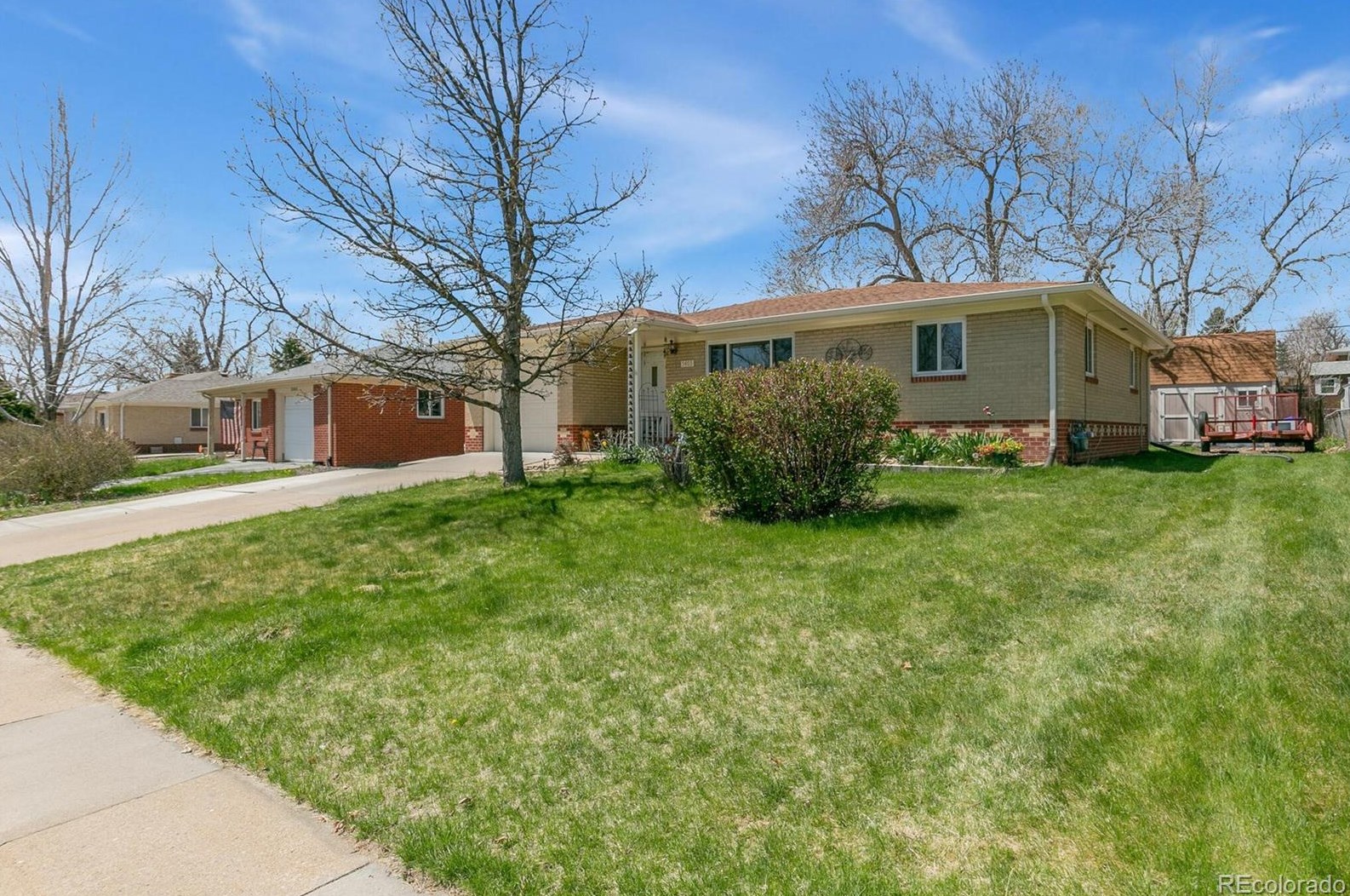 5403 Iris St, Arvada, CO 80002-3229