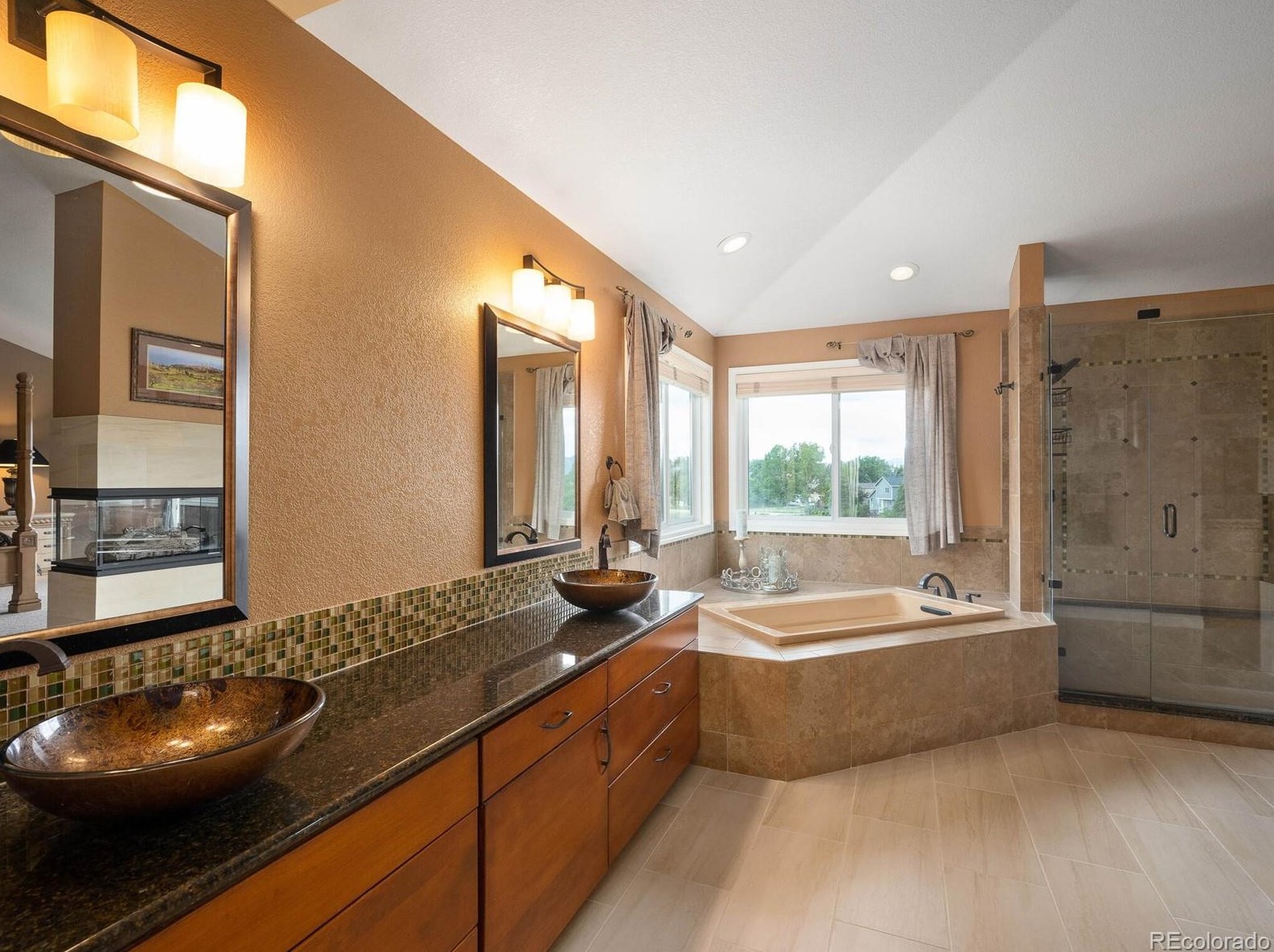 9847 Isabel Ct, Littleton CO exterior