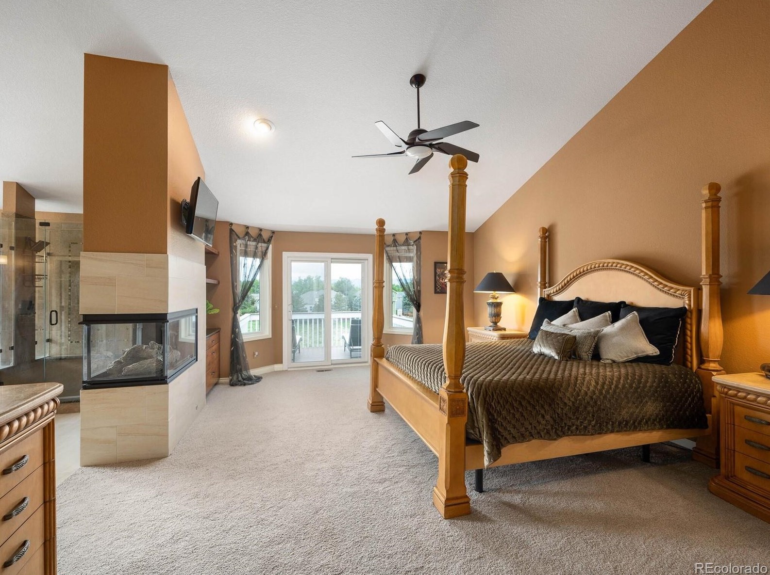 9847 Isabel Ct, Littleton CO exterior