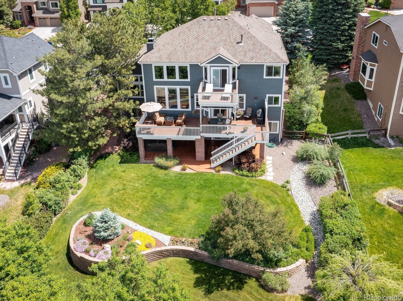 9847 Isabel Ct, Littleton CO exterior