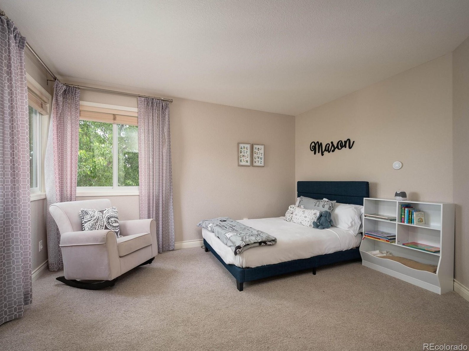 9847 Isabel Ct, Littleton CO exterior