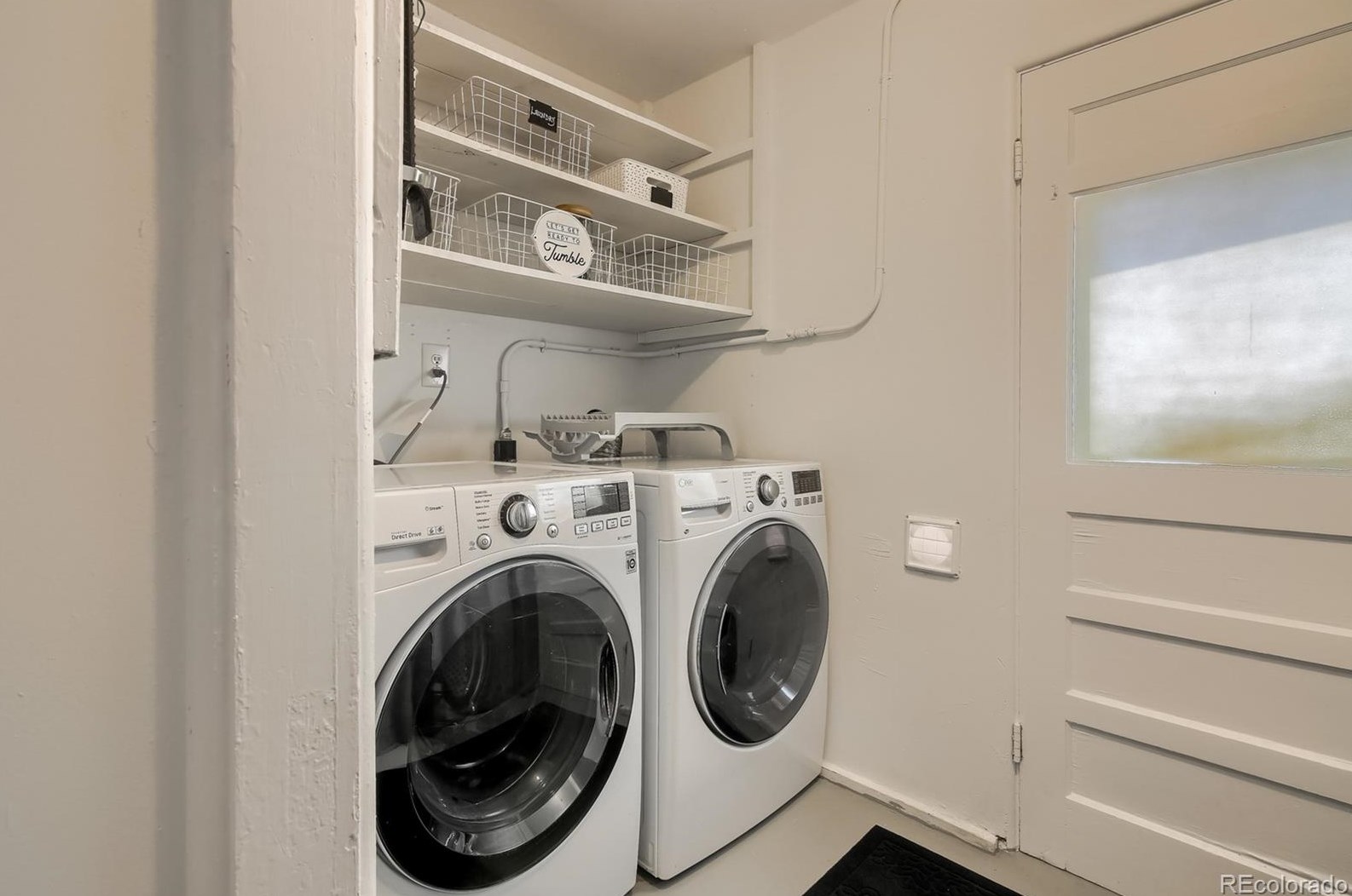 2364 Parkhill Ave, Littleton CO 80120-2525 exterior