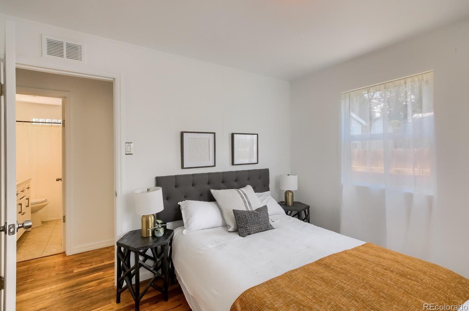 2364 Parkhill Ave, Littleton CO 80120-2525 exterior