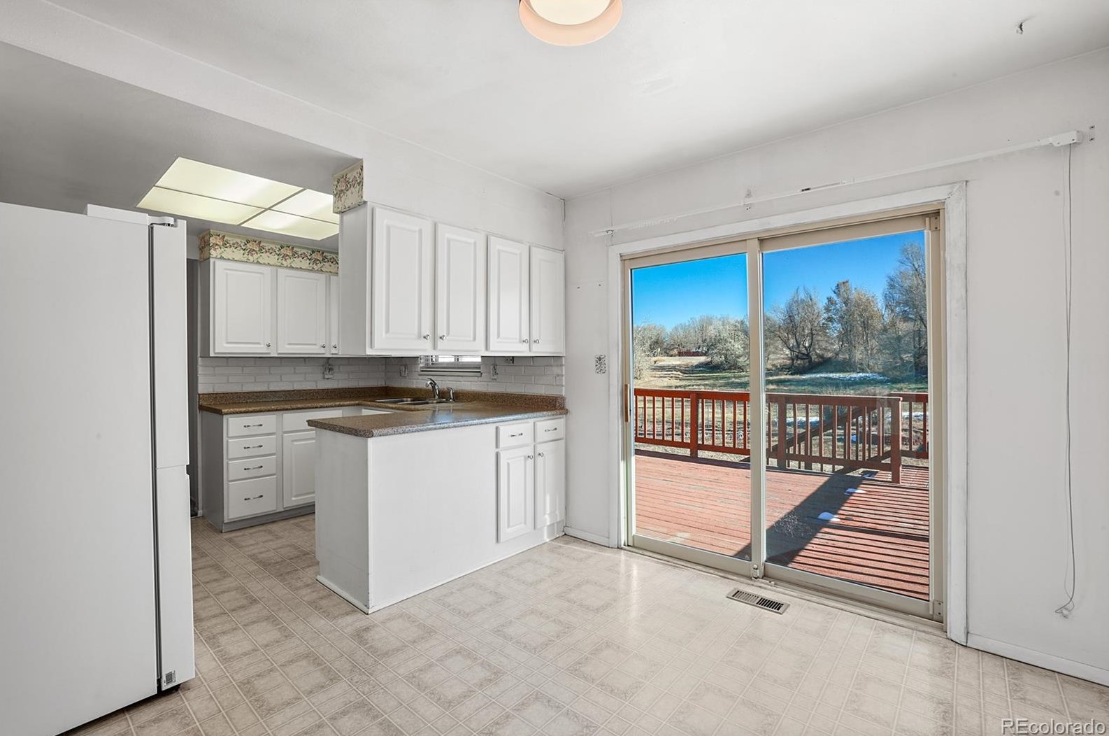 1595 Luna Vis St, Colorado Springs CO 80911-2429 exterior