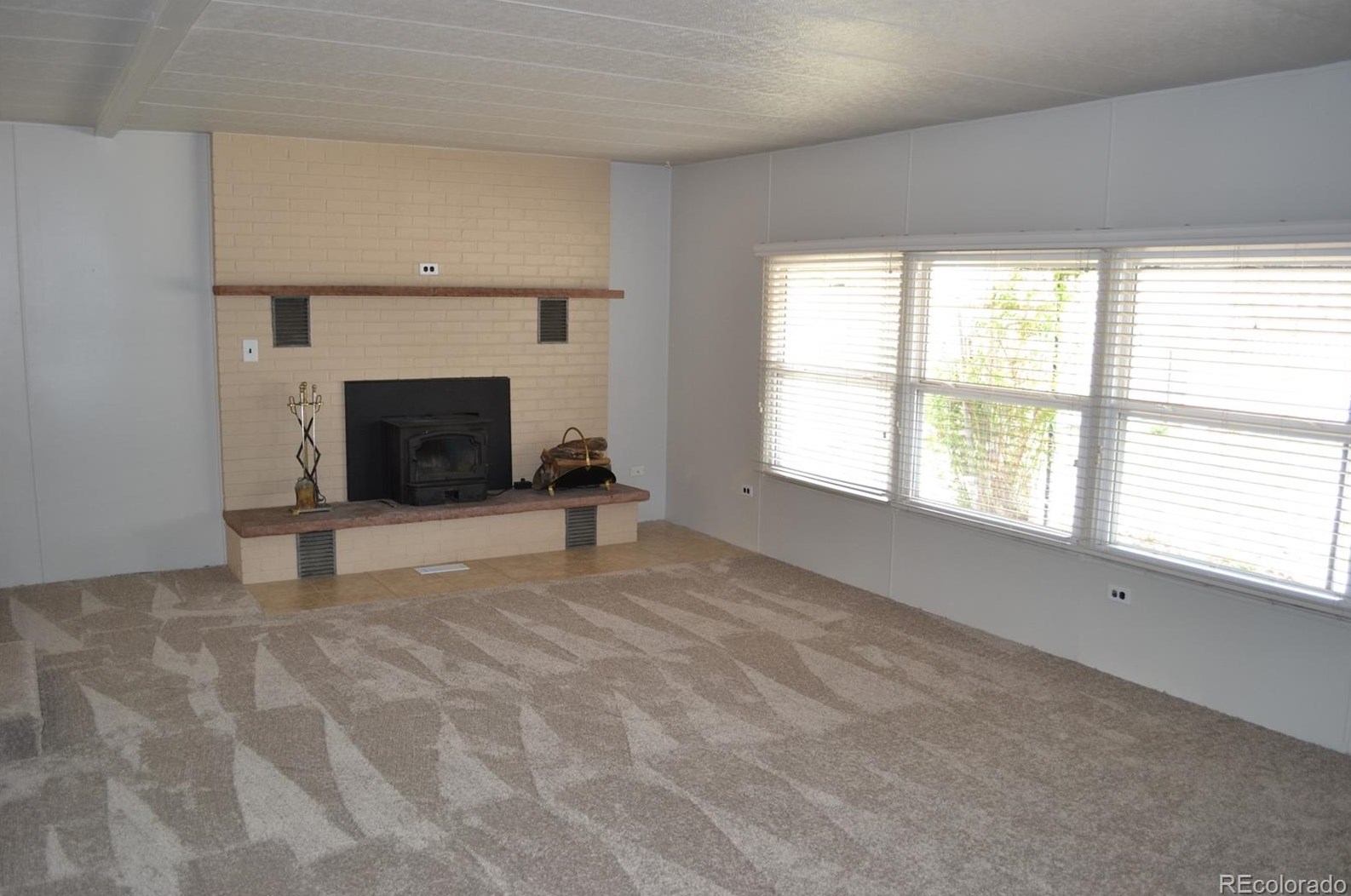 322 Grape St, Hudson, CO 80642