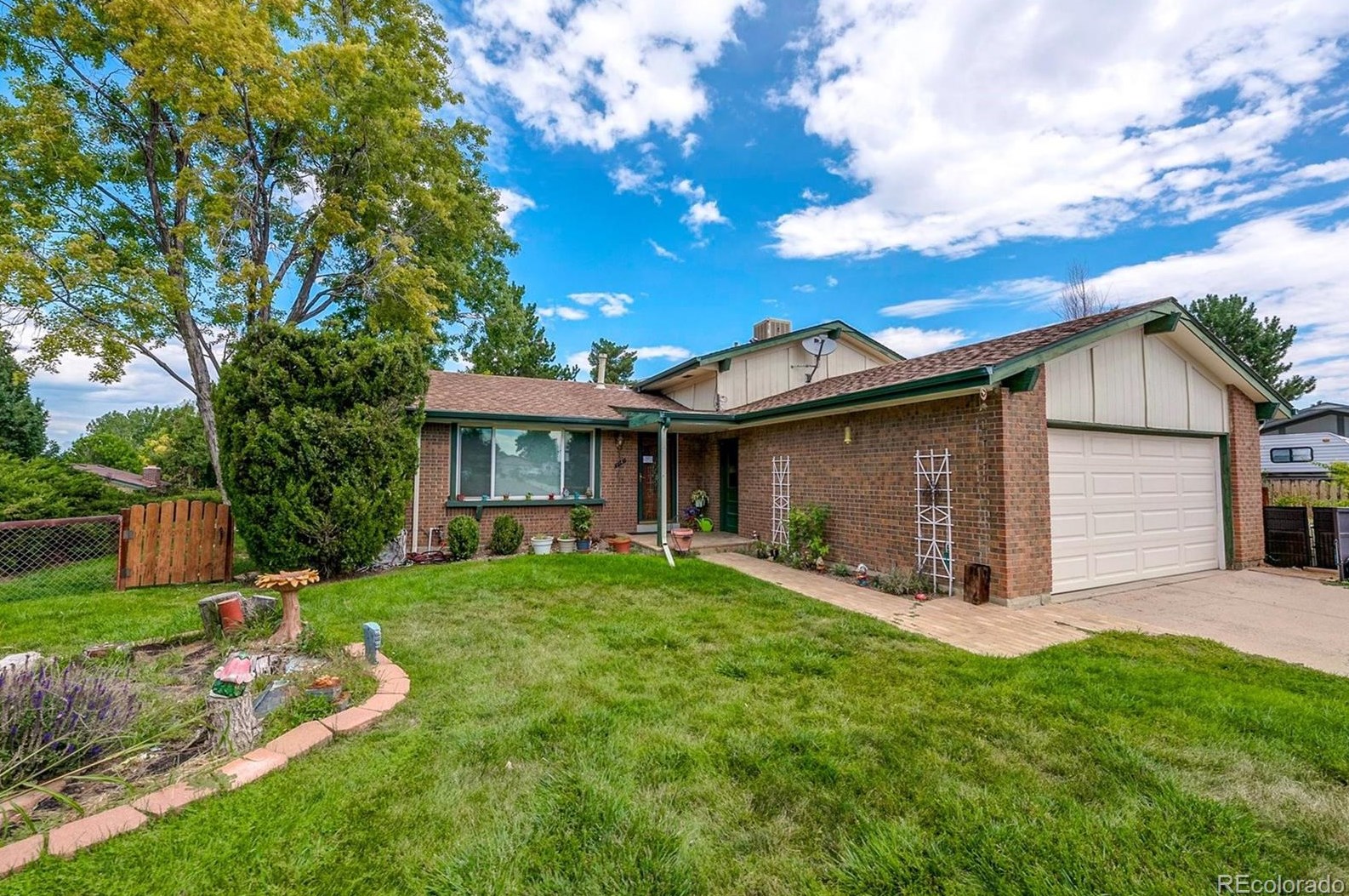 7841 Dover Ct, Arvada, CO 80005