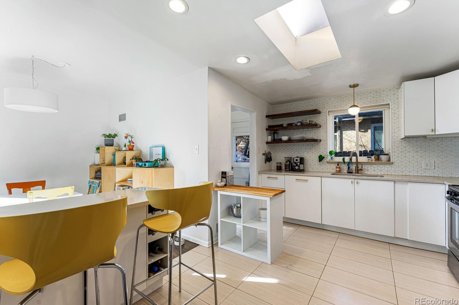 6040 Cody St, Arvada CO  80004-5431 exterior