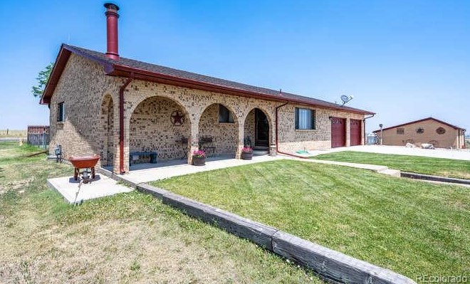 58920 County Road 2, Strasburg, CO 80136-9403