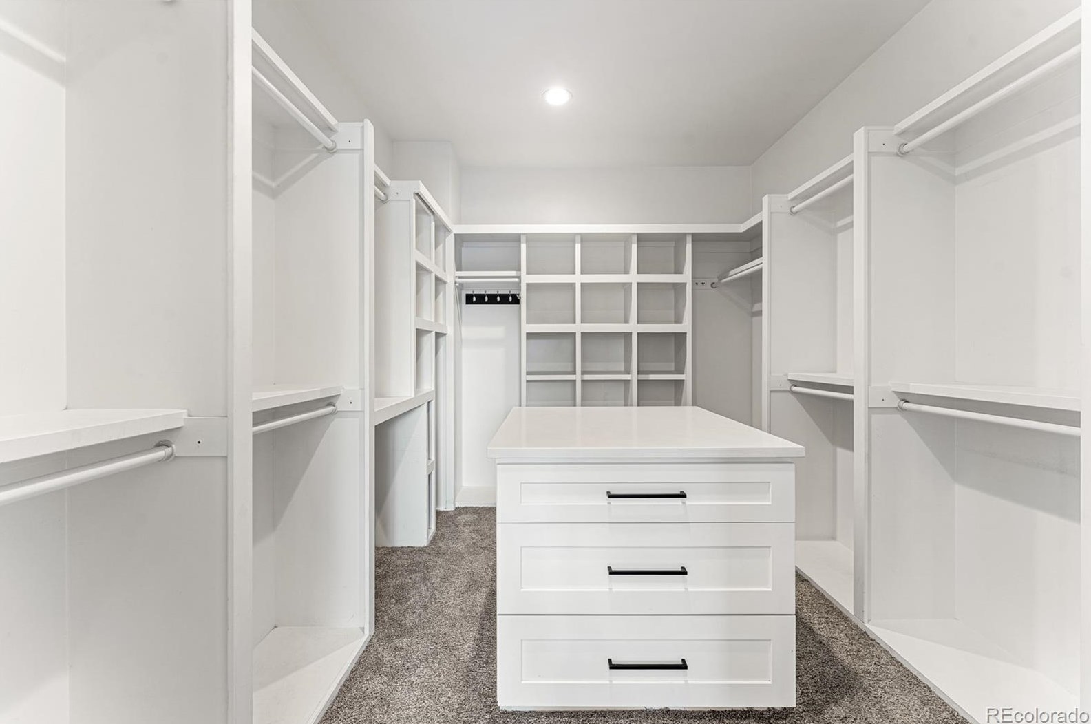 6185 Columbine Way, Littleton CO 80121-2805 exterior