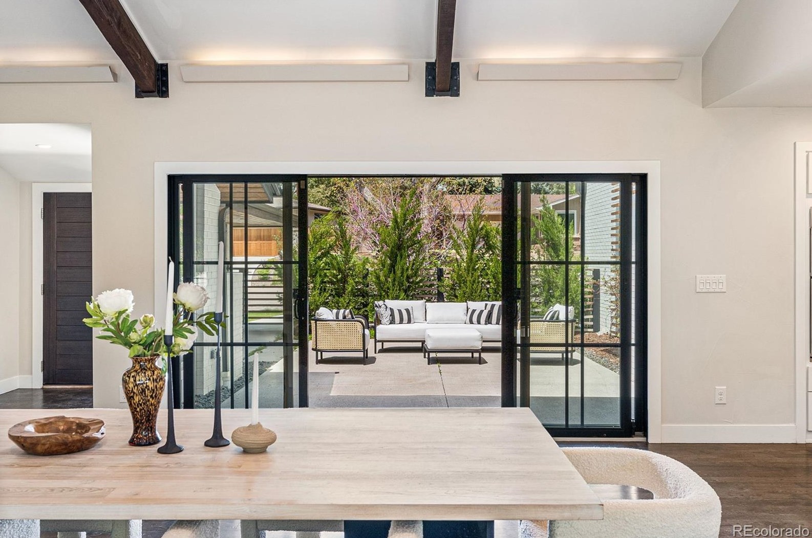 6185 Columbine Way, Littleton CO 80121-2805 exterior