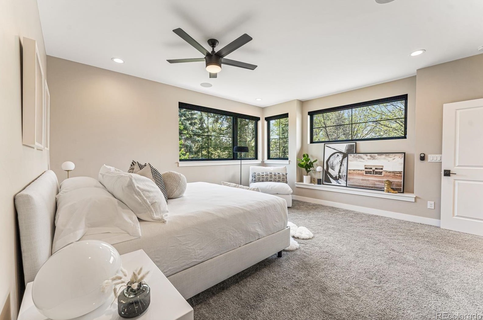 6185 Columbine Way, Littleton CO 80121-2805 exterior