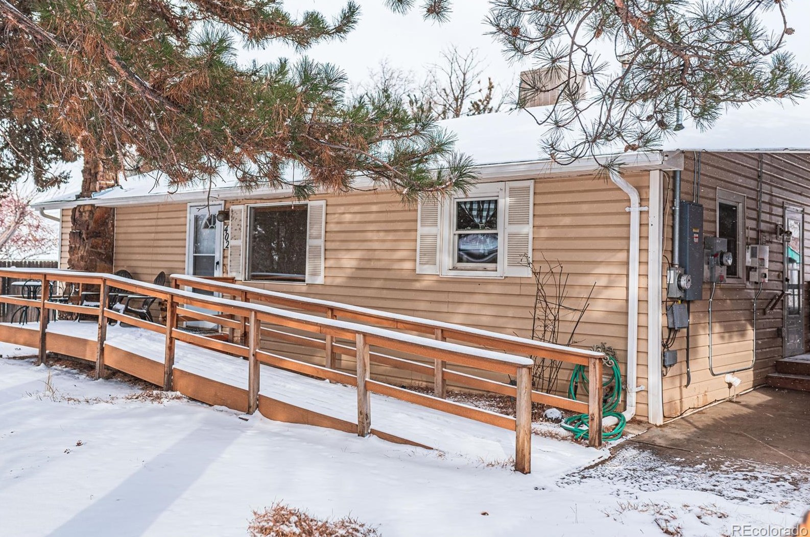 402 Gumaer Ave, Florence, CO 81226