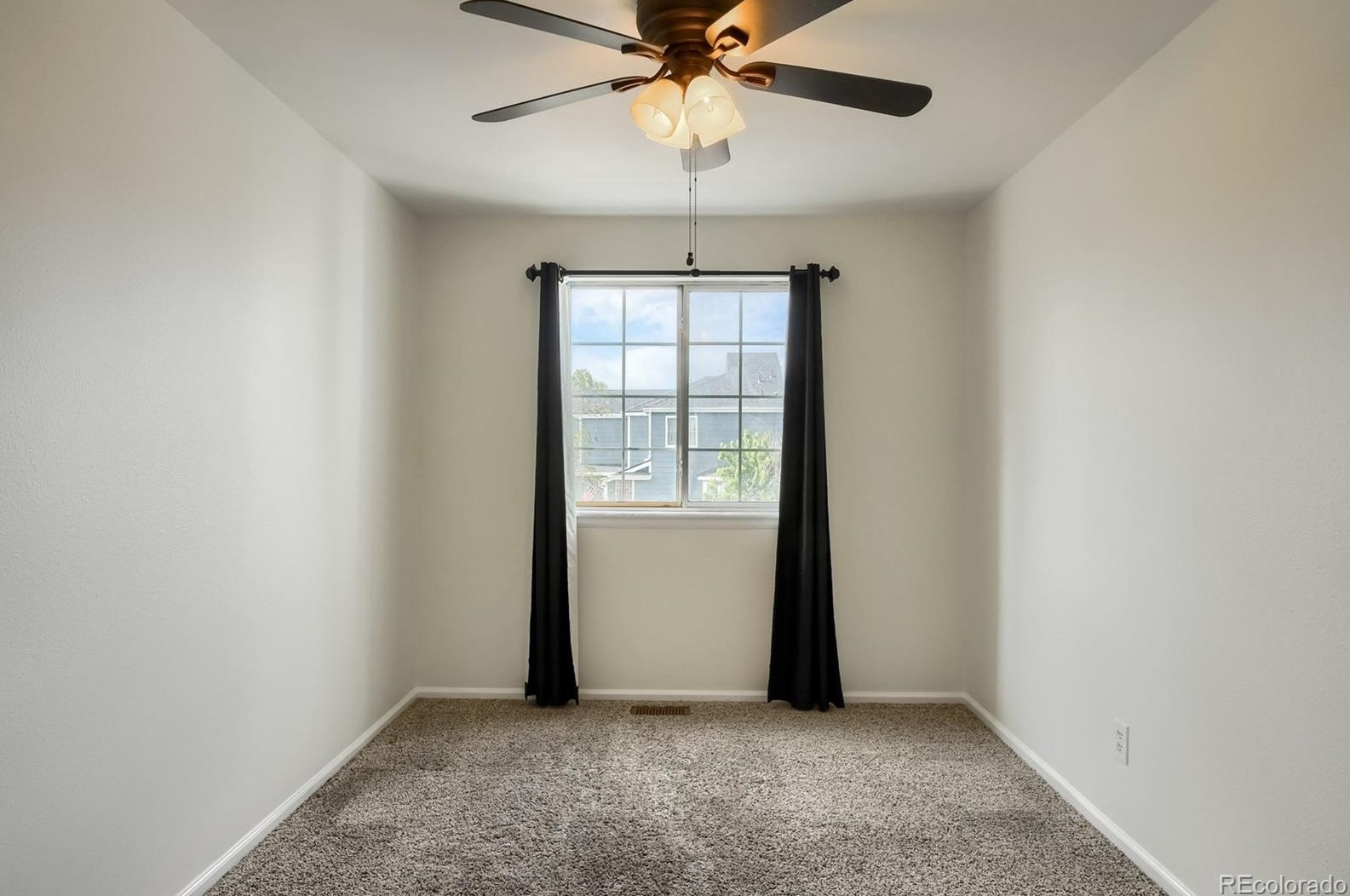 4443 Bennington Ave, Castle Rock CO 80104-8772 exterior