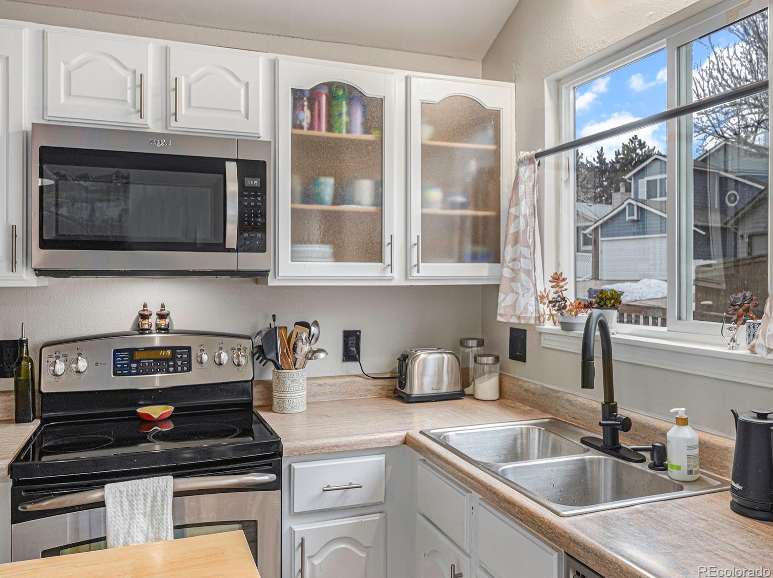 9557 Joyce Ln, Littleton CO  80126-3033 exterior