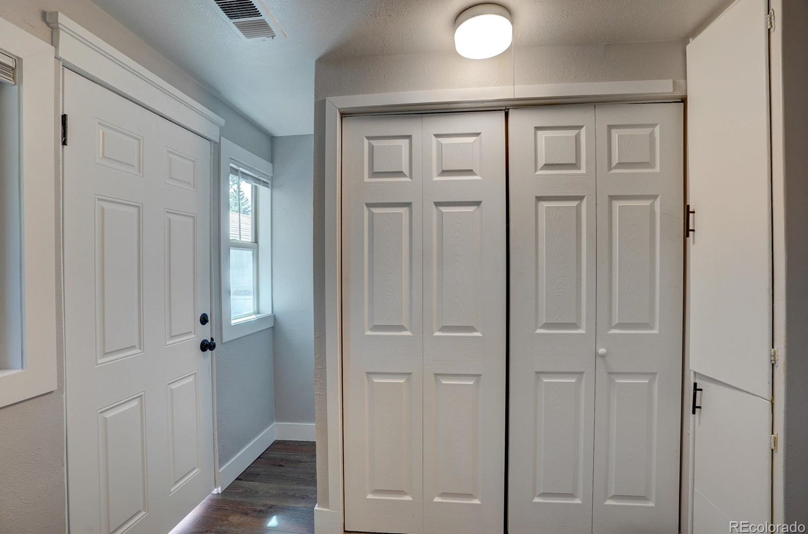 1045 Venice St, Longmont CO  80501-4318 exterior
