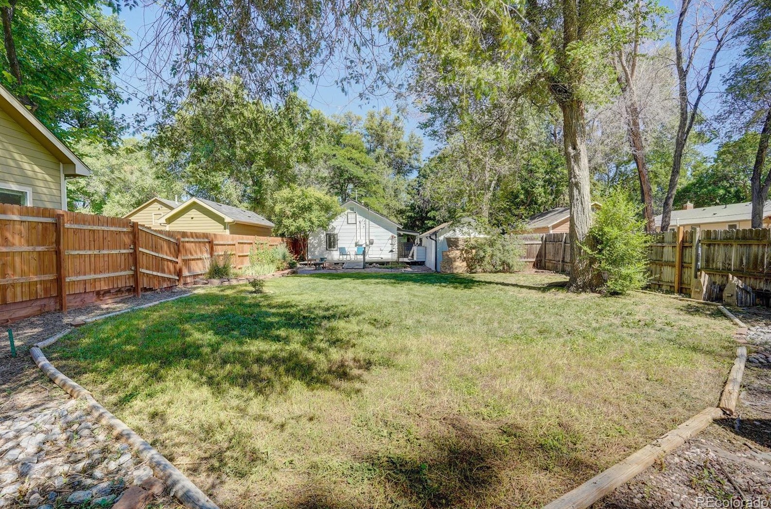1045 Venice St, Longmont CO  80501-4318 exterior