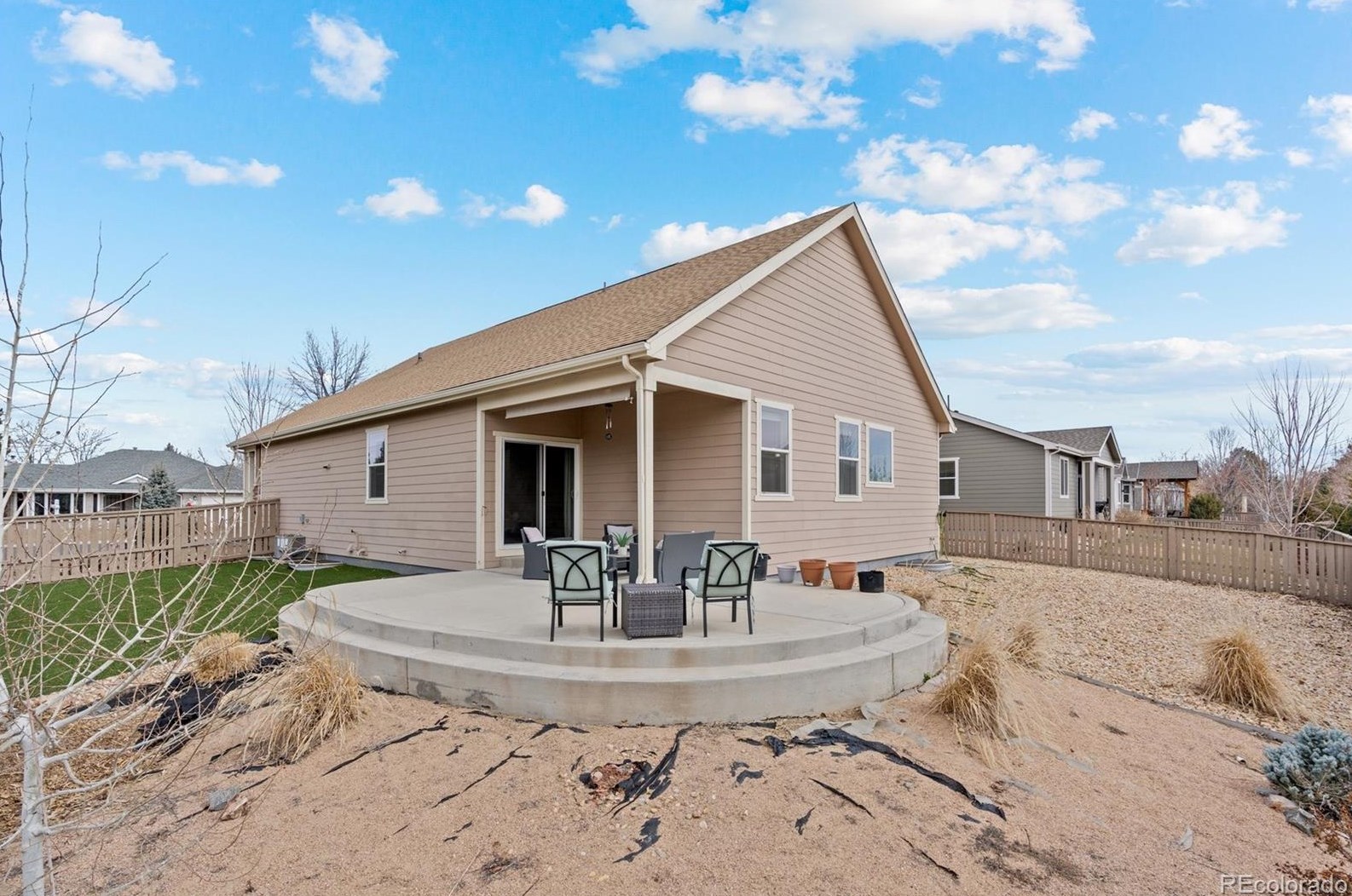 1447 16th Ave, Longmont CO  80501-2560 exterior