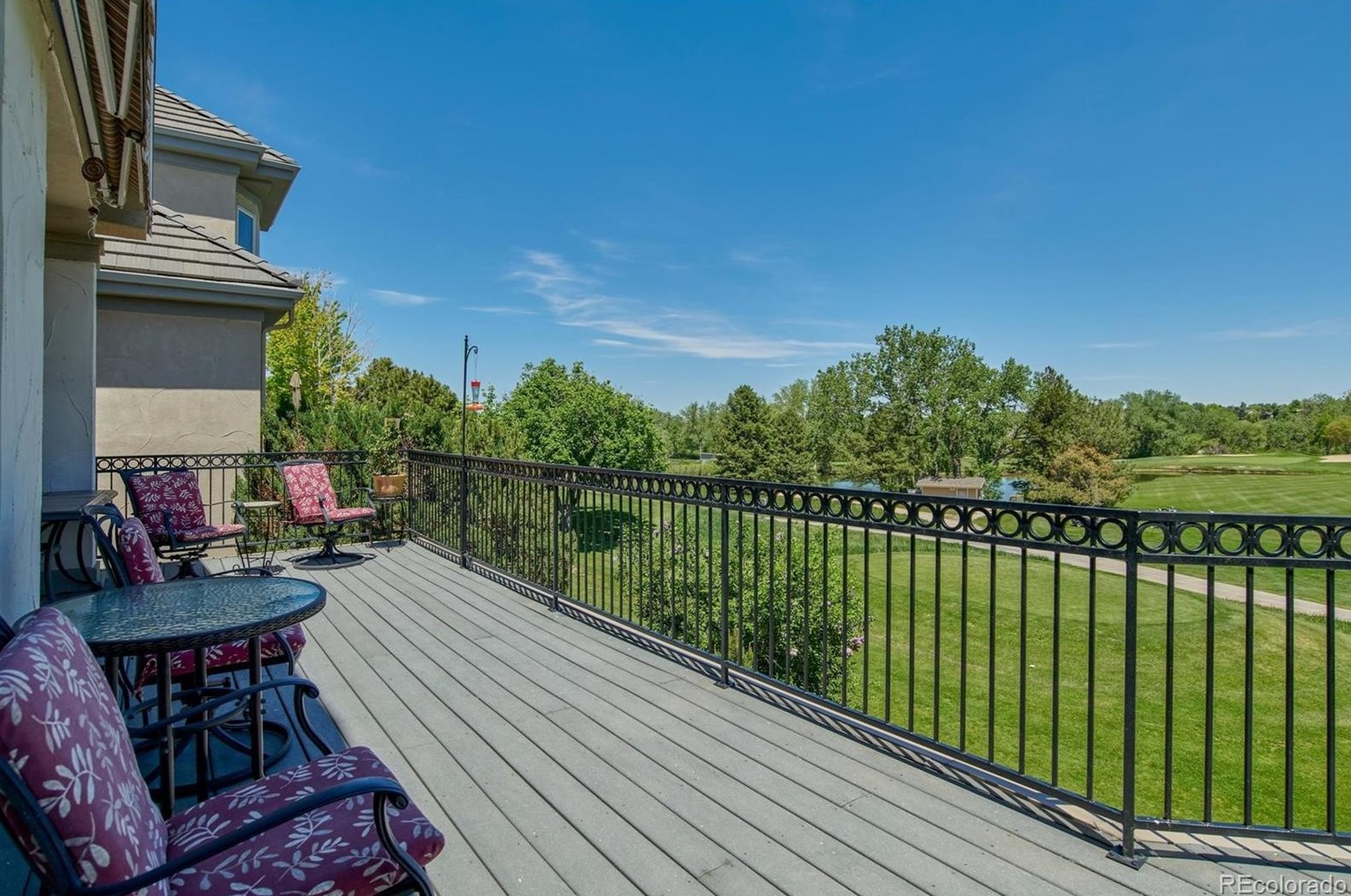 8290 Albion St, Littleton CO 80122-3909 exterior