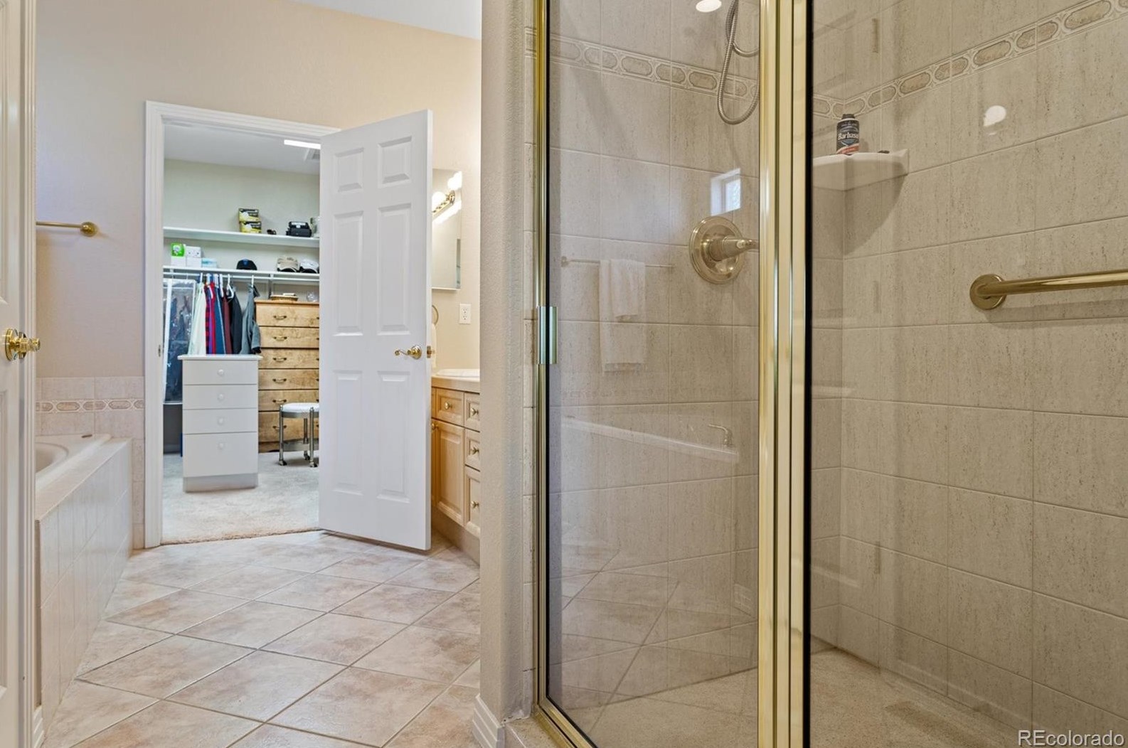 8290 Albion St, Littleton CO 80122-3909 exterior