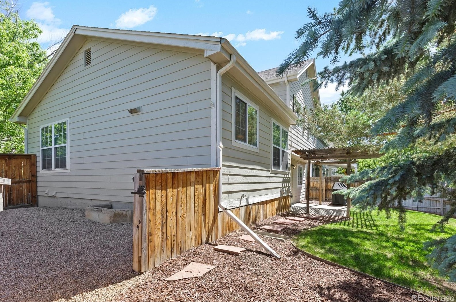 511 White Cloud Dr, Littleton CO 80126-2406 exterior