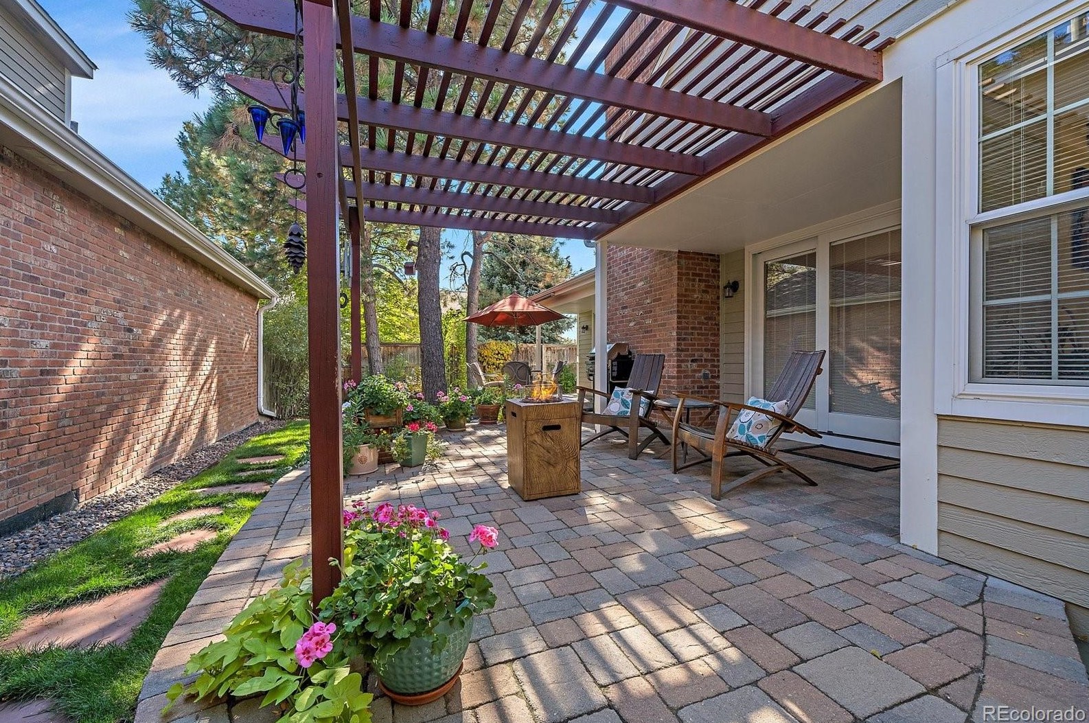 5285 Cody St, Littleton CO 80123-7319 exterior