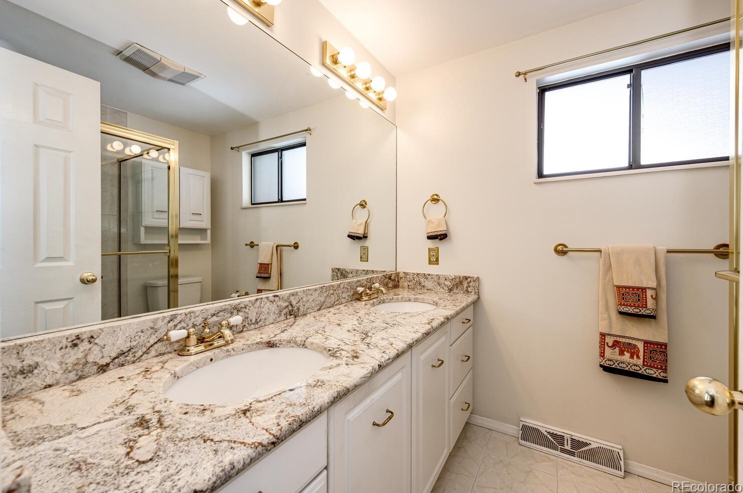 7716 Newland St, Littleton CO  80128-5743 exterior