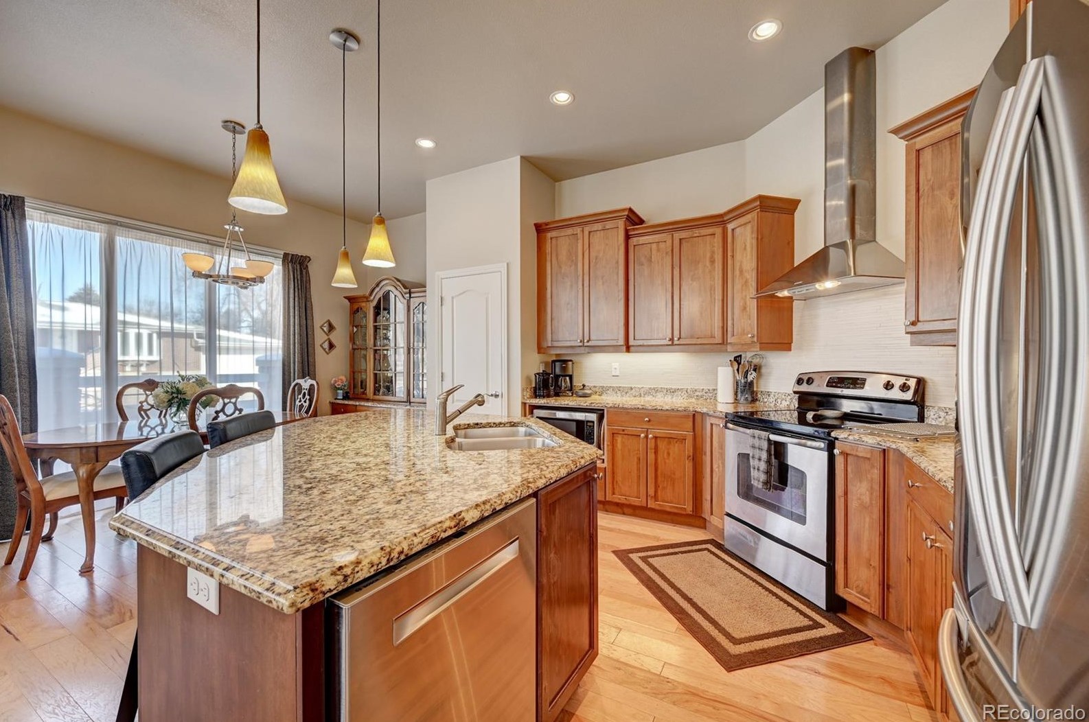 6198 Reed Way, Arvada CO  80003-5348 exterior