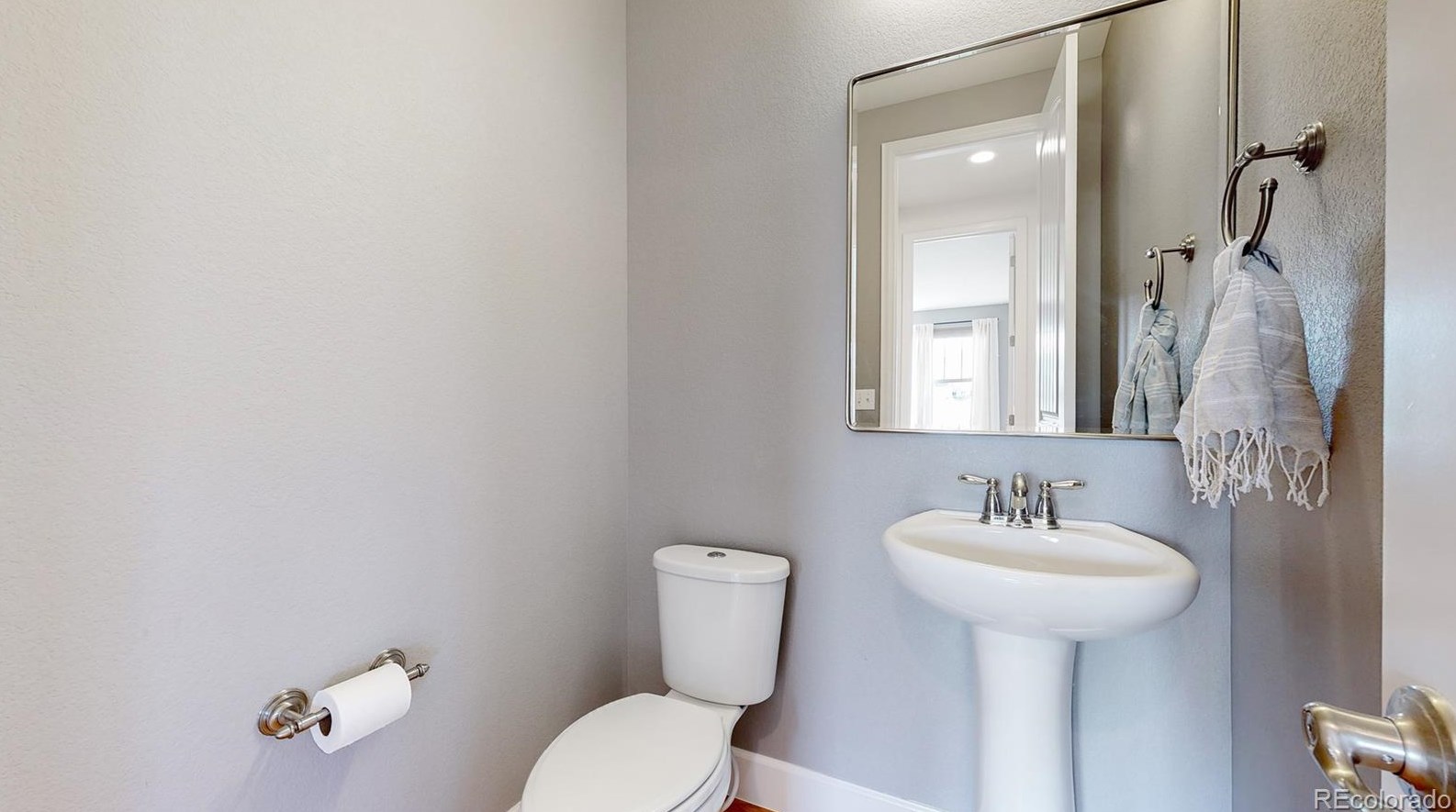 17822 83rd Pl, Arvada CO  80005 exterior