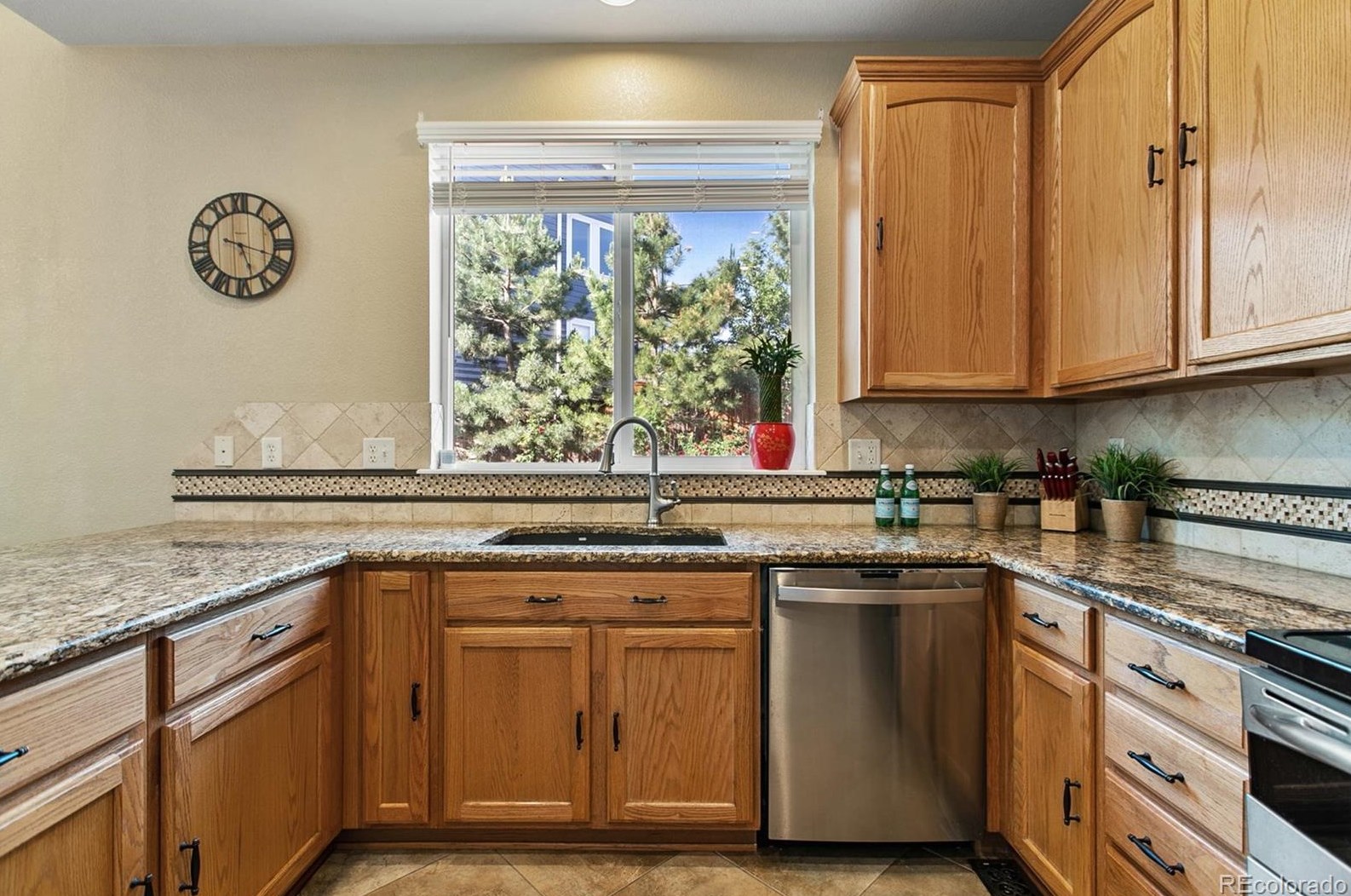 10240 Bentwood Cir, Littleton CO 80126-7866 exterior