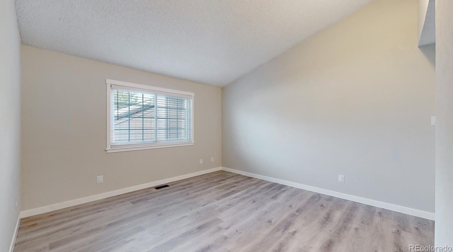 7551 Cove Cir, Littleton CO 80122-3357 exterior