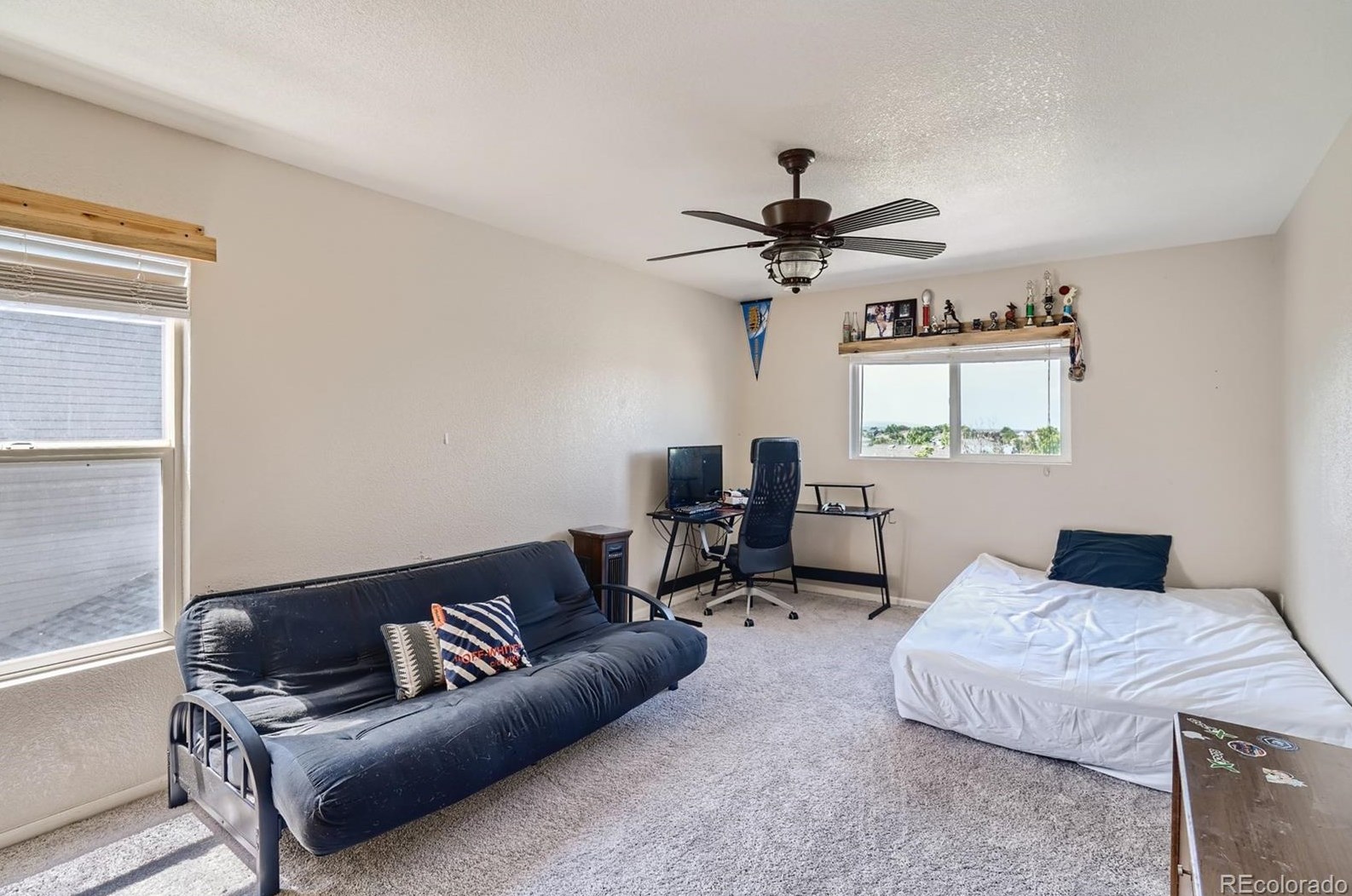 9575 Marmot Ridge Cir, Littleton CO  80125-8888 exterior