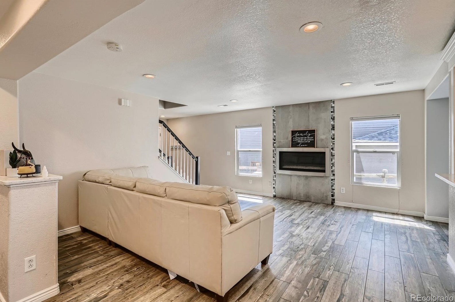 9575 Marmot Ridge Cir, Littleton CO  80125-8888 exterior