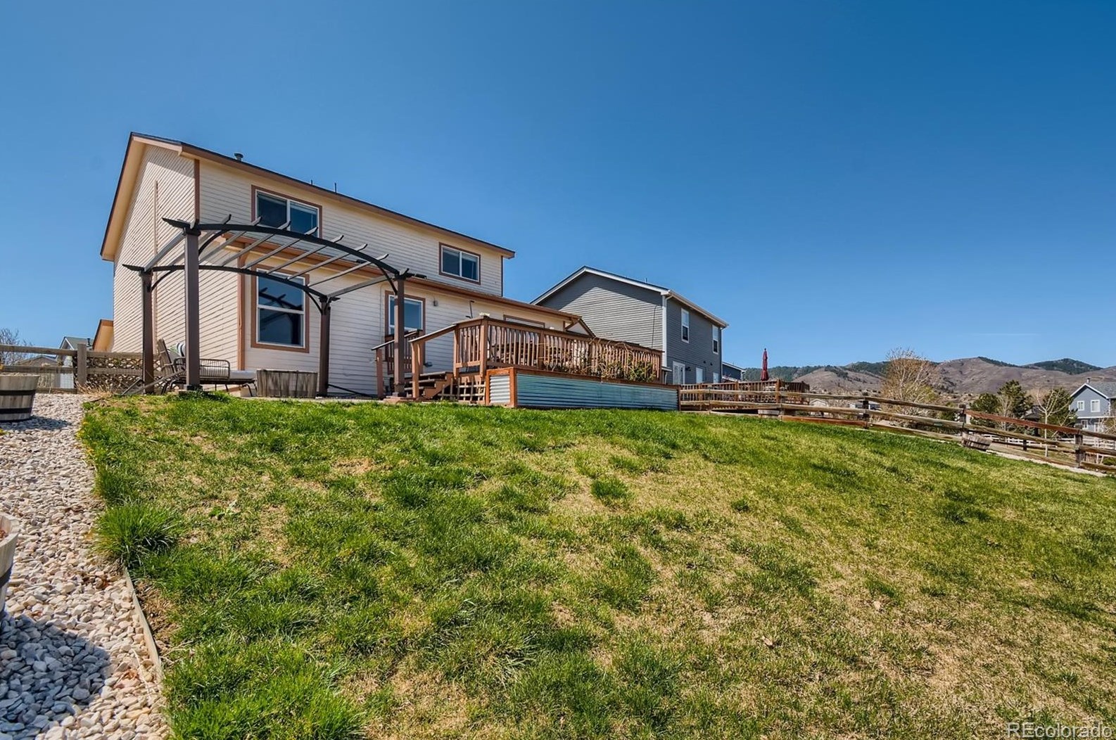 9575 Marmot Ridge Cir, Littleton CO  80125-8888 exterior