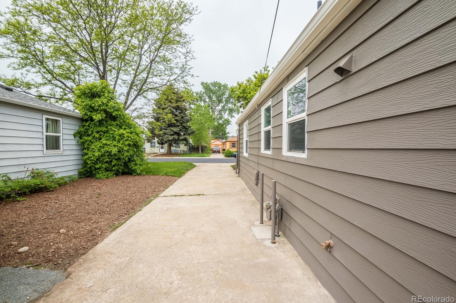 5424 Reed Ct, Arvada CO  80002-3844 exterior